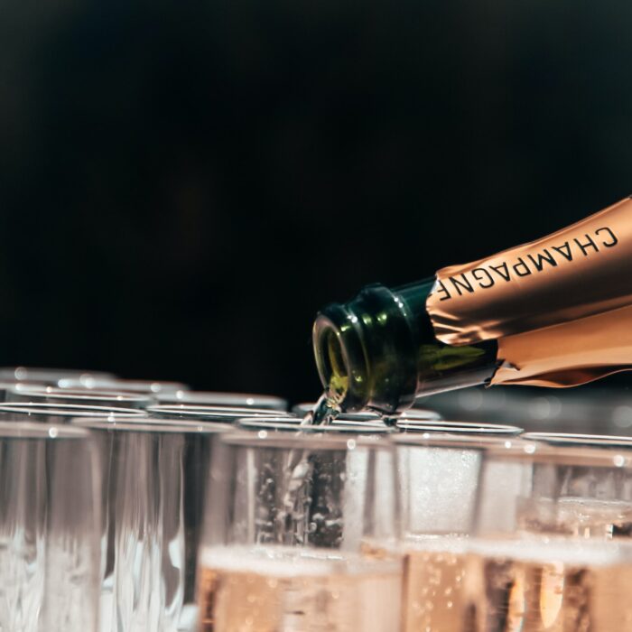 Vad är Skillnad Mellan Champagne och Prosecco?